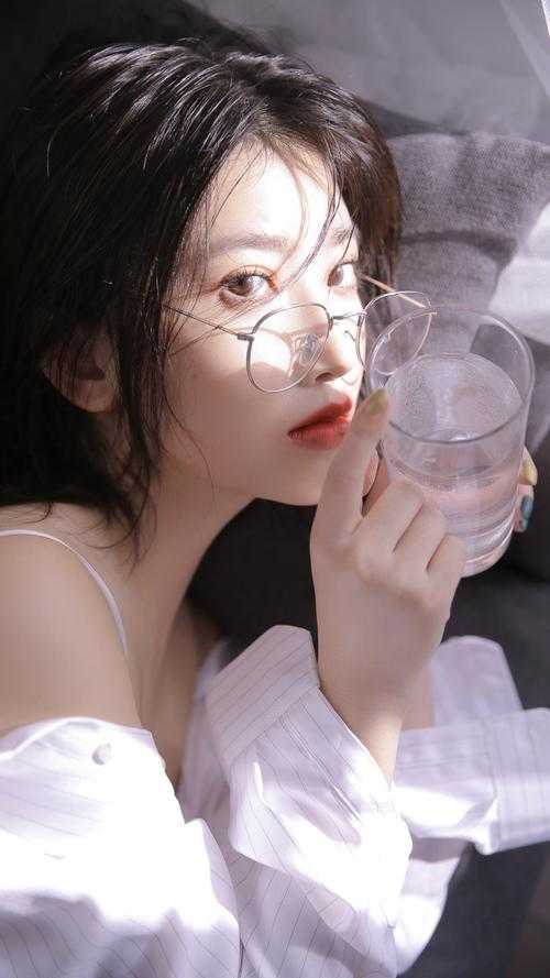 文娱：离婚后，天后纠缠我完整版