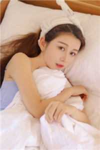 全集阅读美食系统：一口灵泉馋哭全球