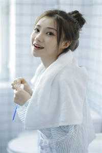 热门小说相亲走错桌，闪婚高冷美女总裁