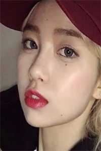 穿书女配娇又软，山里糙汉宠妻上头精品推荐