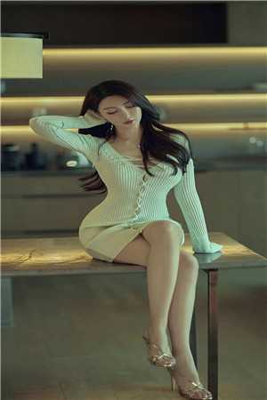 毕业后，我包租婆身份藏不住了精品小说