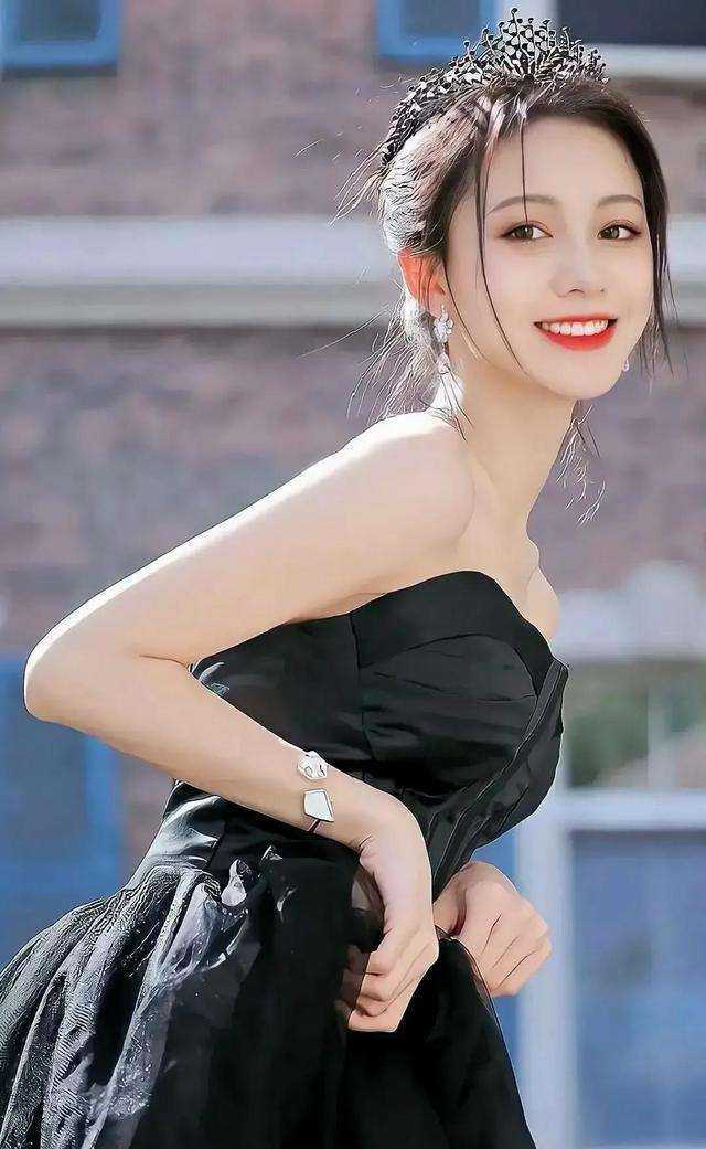 游戏停服，只有我知道入侵现实已完结