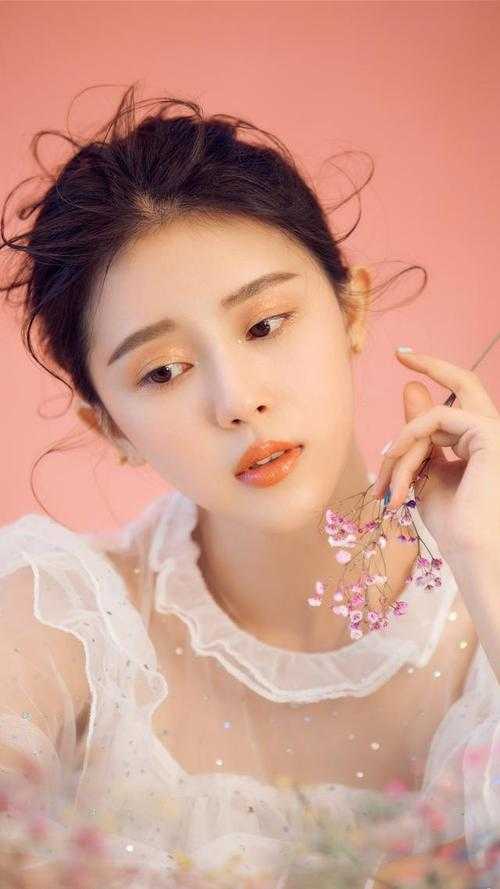 长篇小说女主她只想挣功德