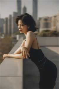 远离渣男后，她艳压群芳畅读精品小说