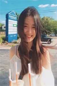 为远离主角，她在末世打怪升级全集阅读