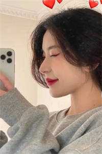 精选篇章阅读玄幻：被困百年，刚出山就被女儿曝光了？
