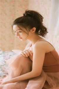 女扮男装死后，她开始演柔弱绿茶畅读佳作