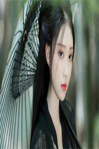 畅销书目穿成极品亲妈后，她带着崽崽回军院
