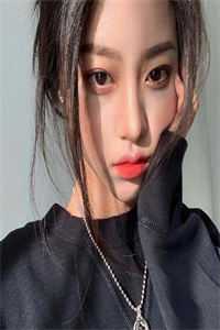 炮灰爸妈读我心后,逆袭成首富精品小说