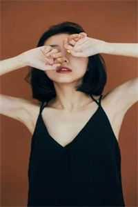 女帝穿越后，成了败家富婆完整作品阅读