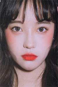 全文攀上白富美后，男友欠钱跑路了
