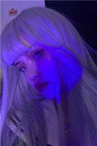 寒冰末世：千亿物资和美女我都囤