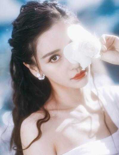 高质量小说阅读听劝后，疯批女配在娱乐圈杀疯了