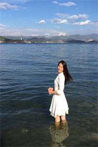 孕吐闪婚豪门，她被前任小舅撩哭华瑶傅商宴