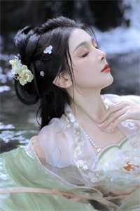 恶毒女配觉醒后，只想弥补小竹马小说