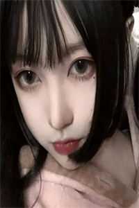 火爆小说穿越后，我继承了大明皇位