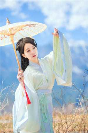 团宠：别惹女配，她身后皆是大佬