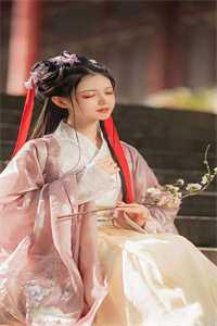 穿成暴躁反派后,他被女配贴贴了林轩