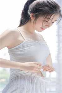 长篇小说穿书成女配：我能看到有弹幕在骂我