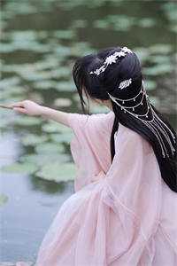 热门小说温软美人太撩人，禁欲邪魔把持不住