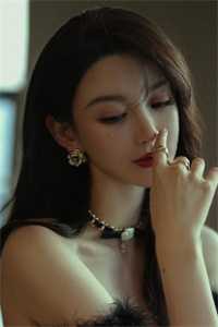 五年后，总裁上司成我前女友小说
