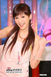 嫁给军阀大佬后，美千金她要离婚全文