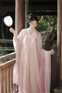 完整作品穿书：我走后，男主成黑莲花了