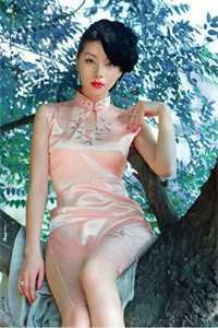 畅读精品小说重生以后，他靠系统杀敌变强