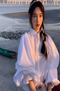 小说虎口脱险，乖乖女她嫁给卧底大佬