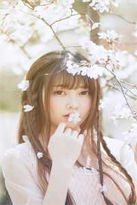 穿成洗脚婢后，我躺赢在暴君怀里小说