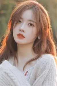 女儿车祸身亡时，妻子在和竹马看烟花