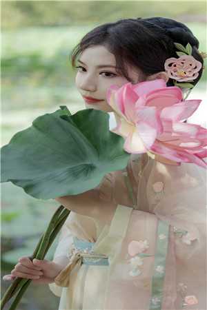 妻子把降落伞给白月光致我死后